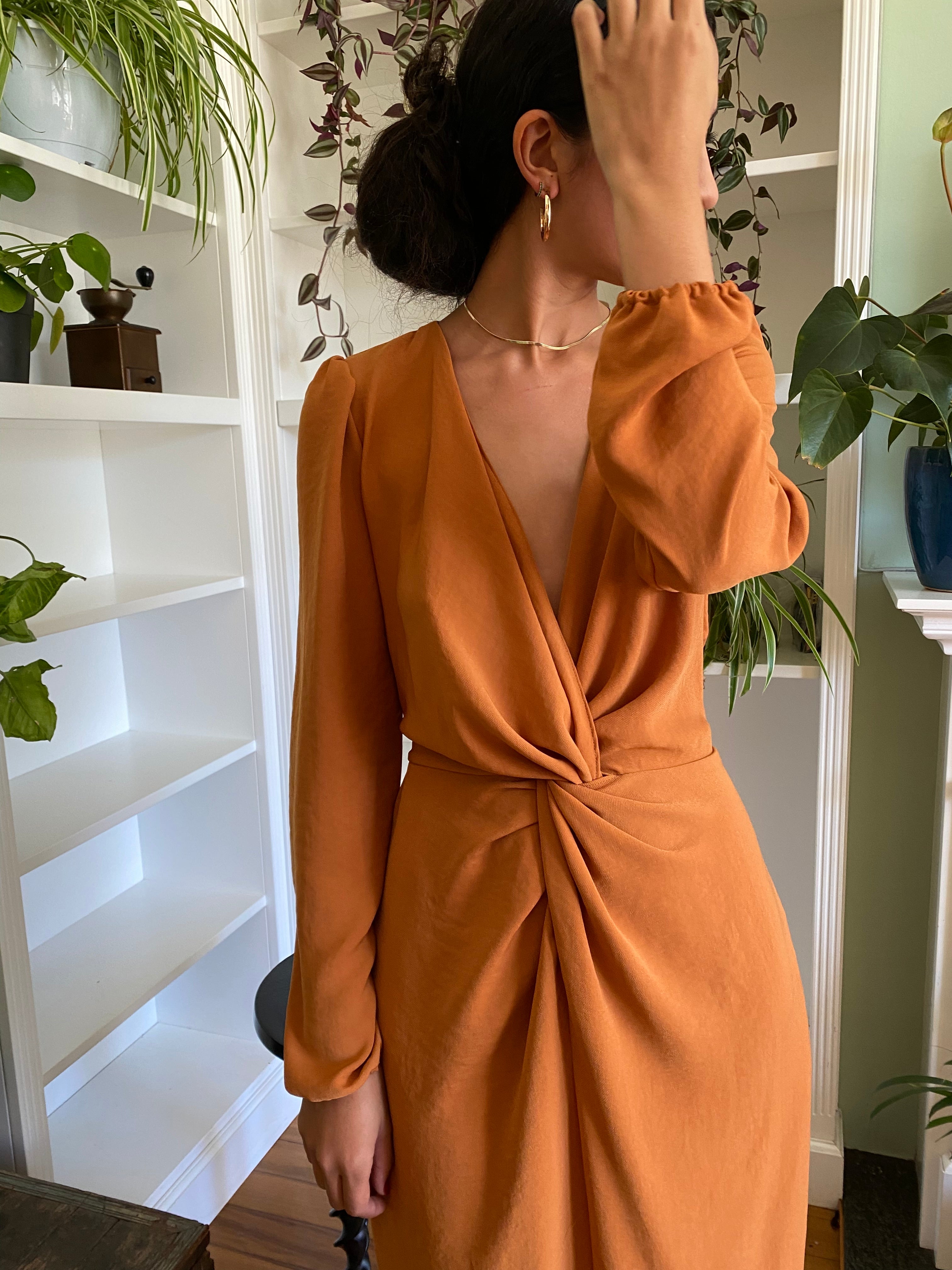 Knot Dress Long Sleeve