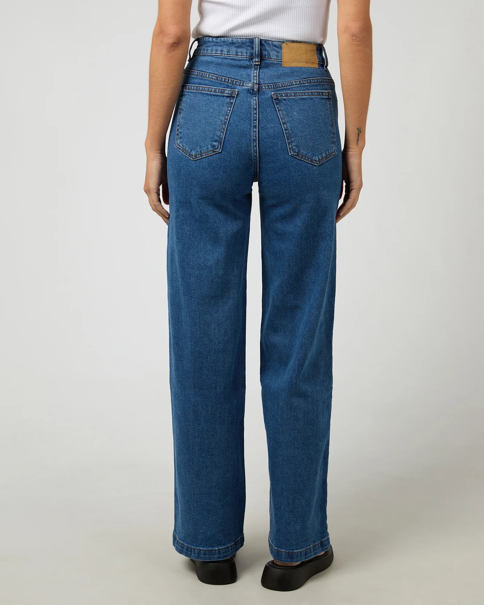 Jacqui Wide Leg Jeans