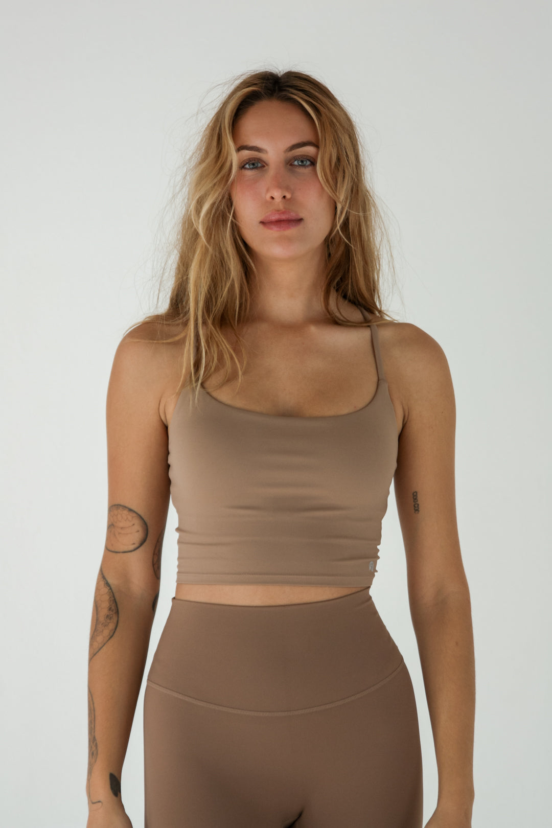 Asana Truffel Crop