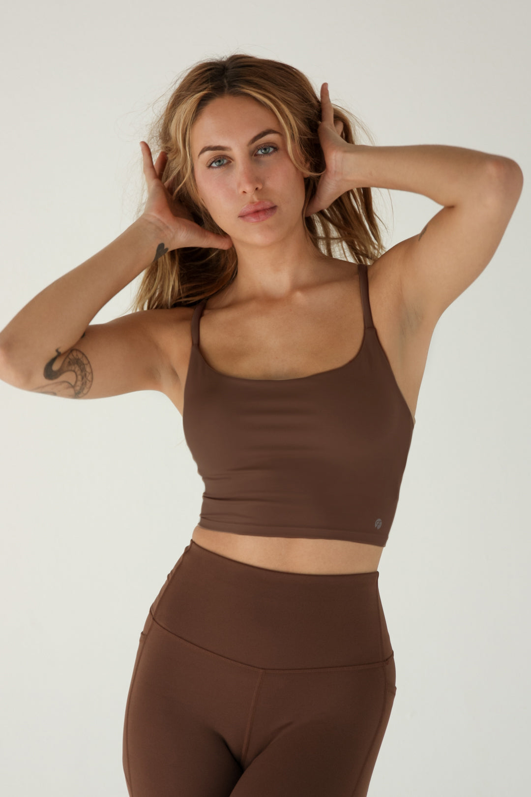 Asana Truffel Crop
