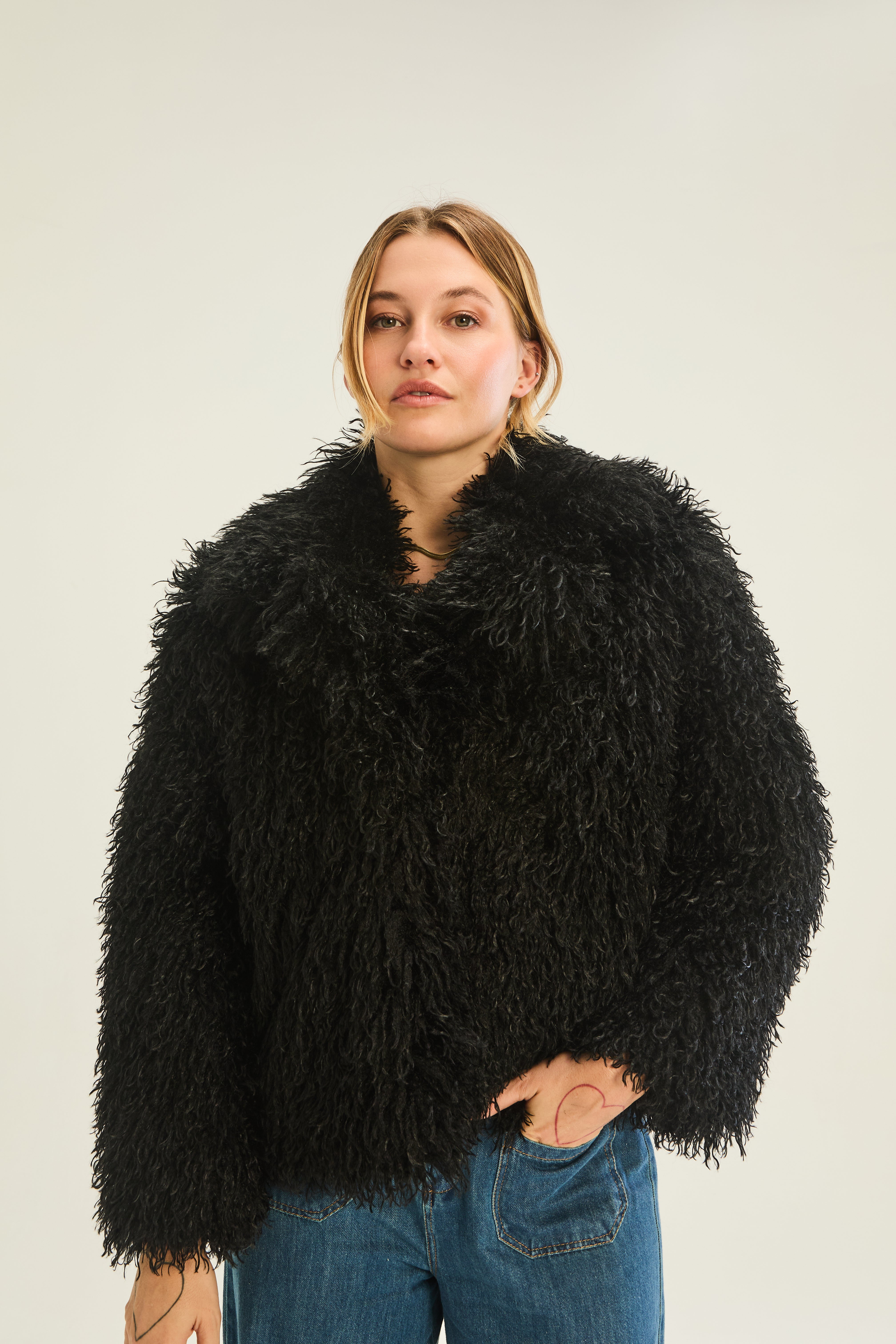 Vancouver Shaggy Jacket - Onyx