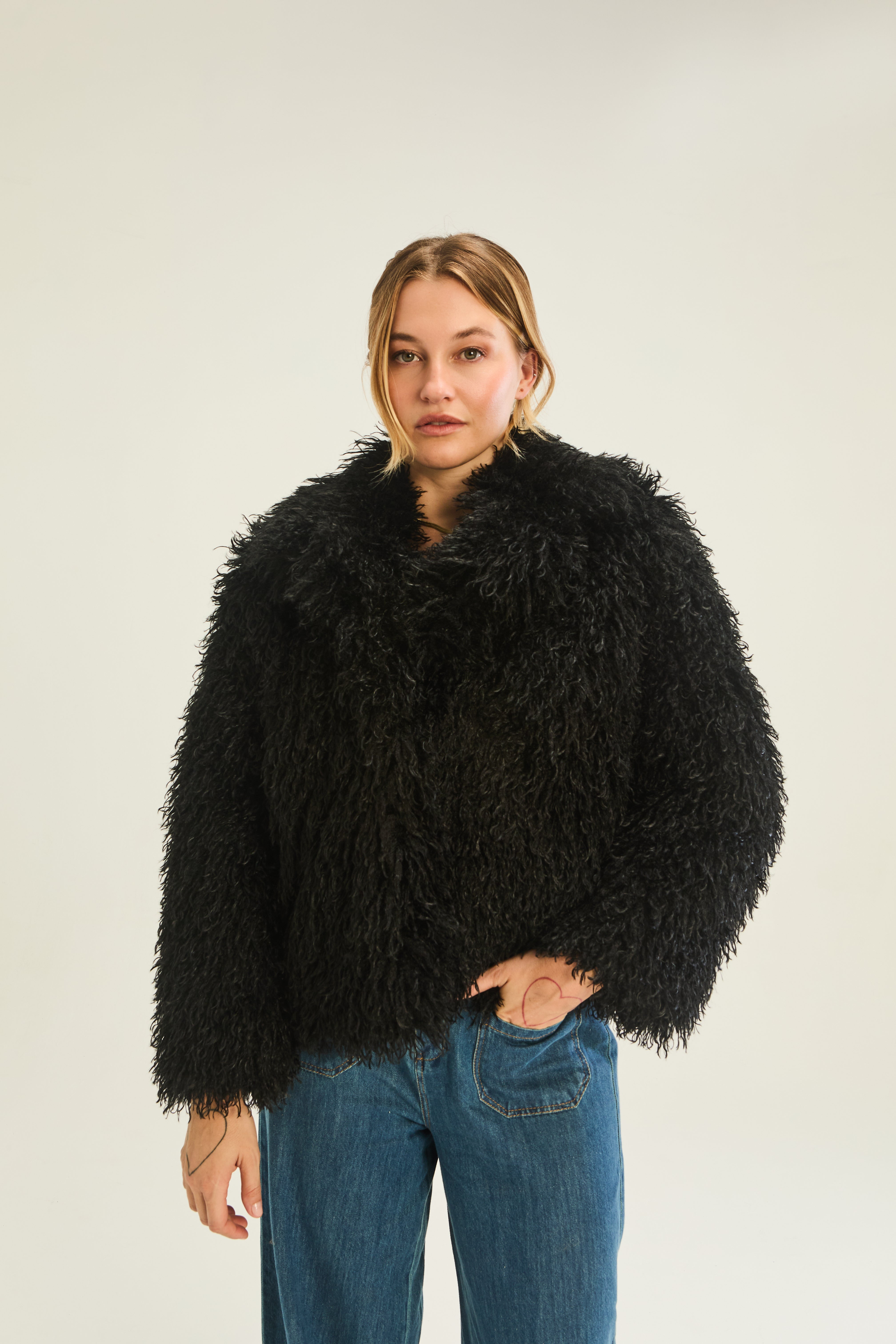 Vancouver Shaggy Jacket - Onyx