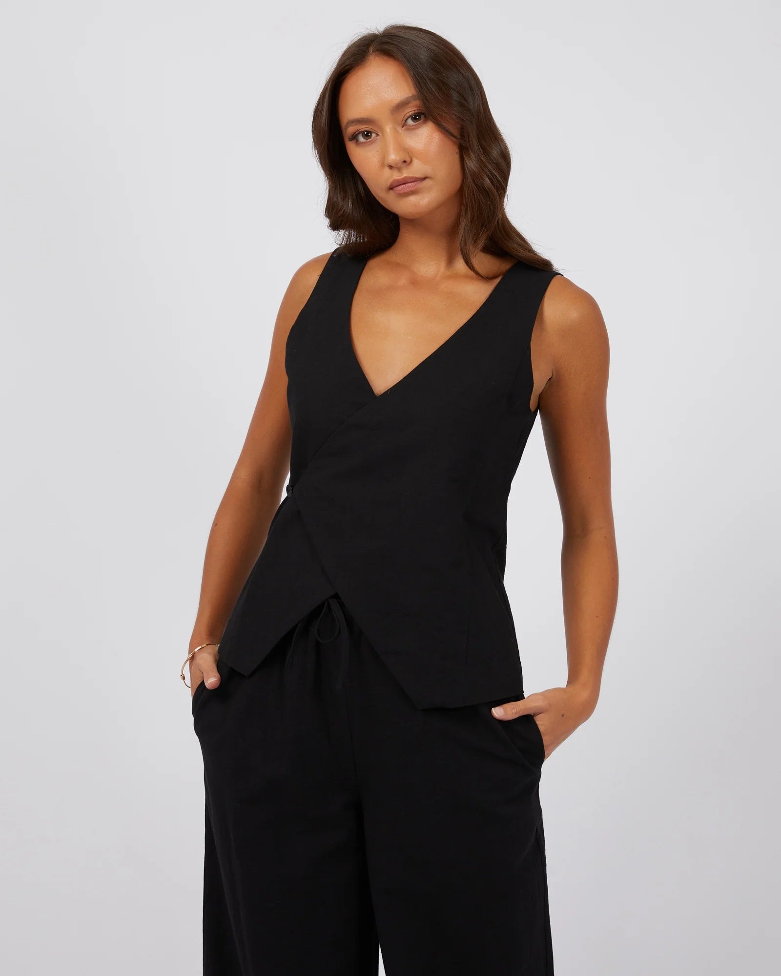 Willa Vest