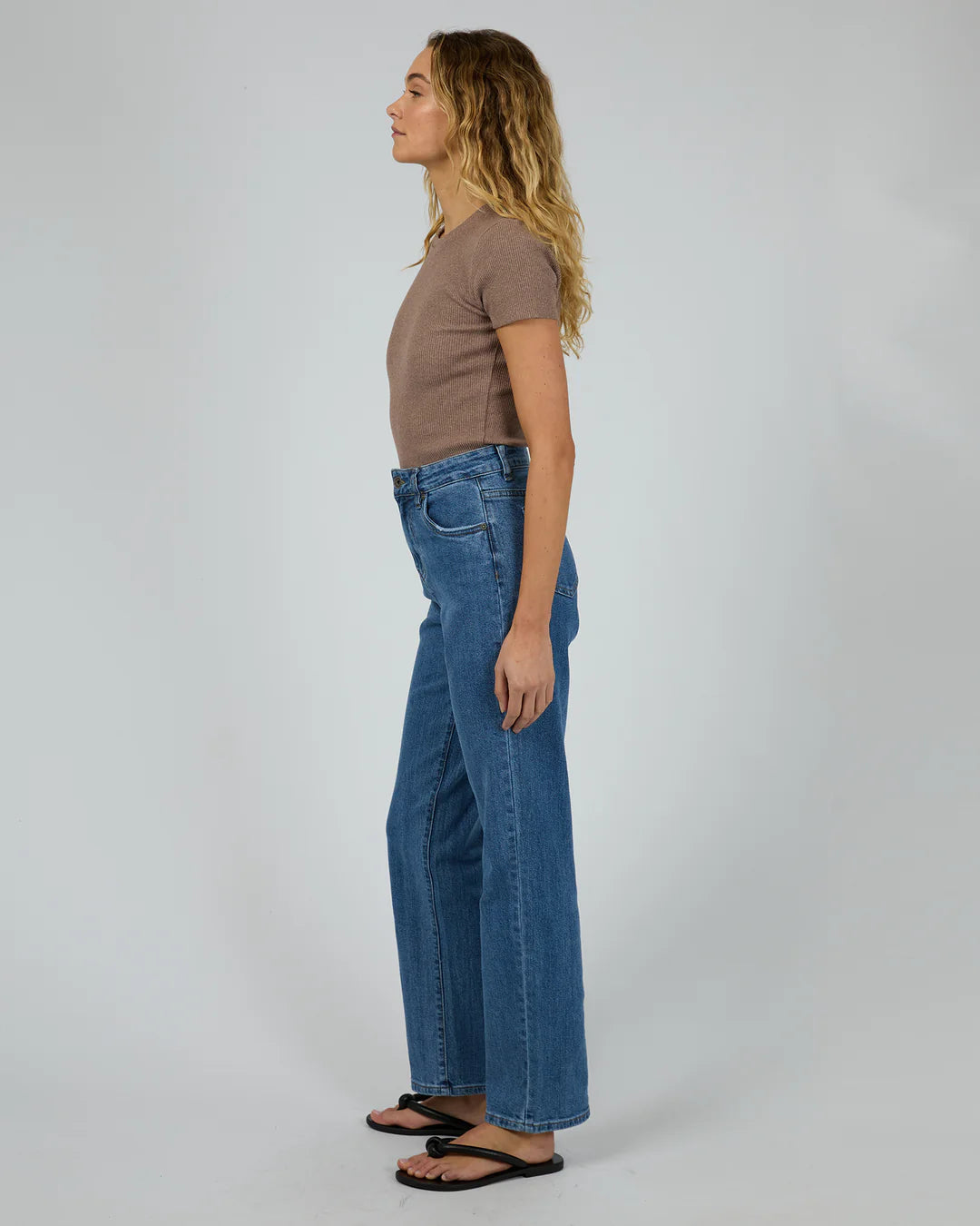bella tee - brown