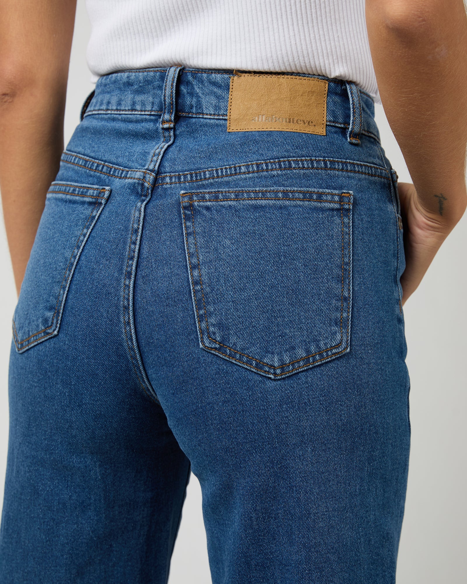 Jacqui Wide Leg Jeans
