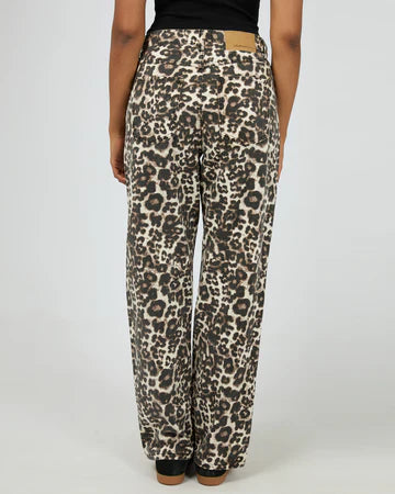 Mikaela Leopard Jean