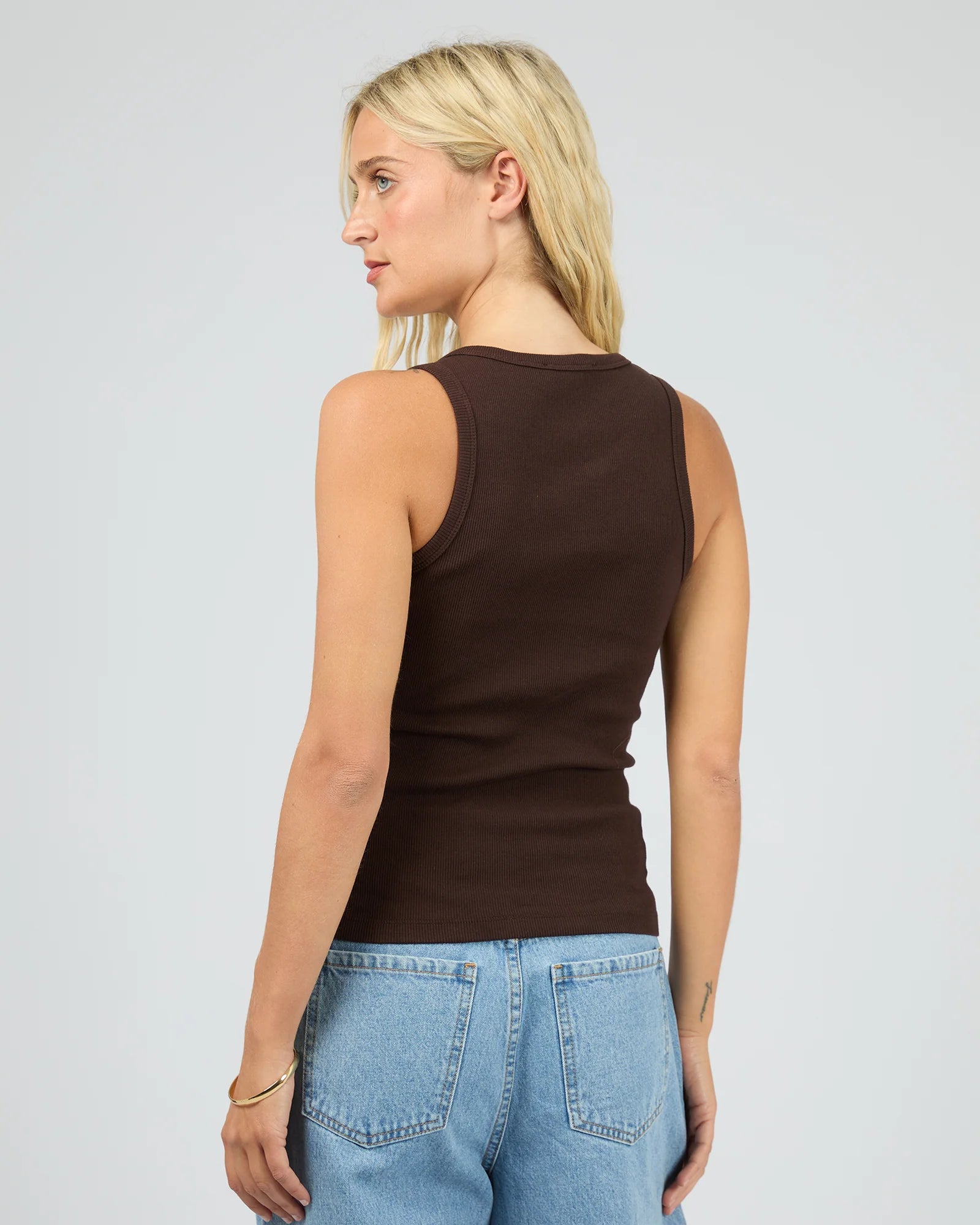 Feature Tank