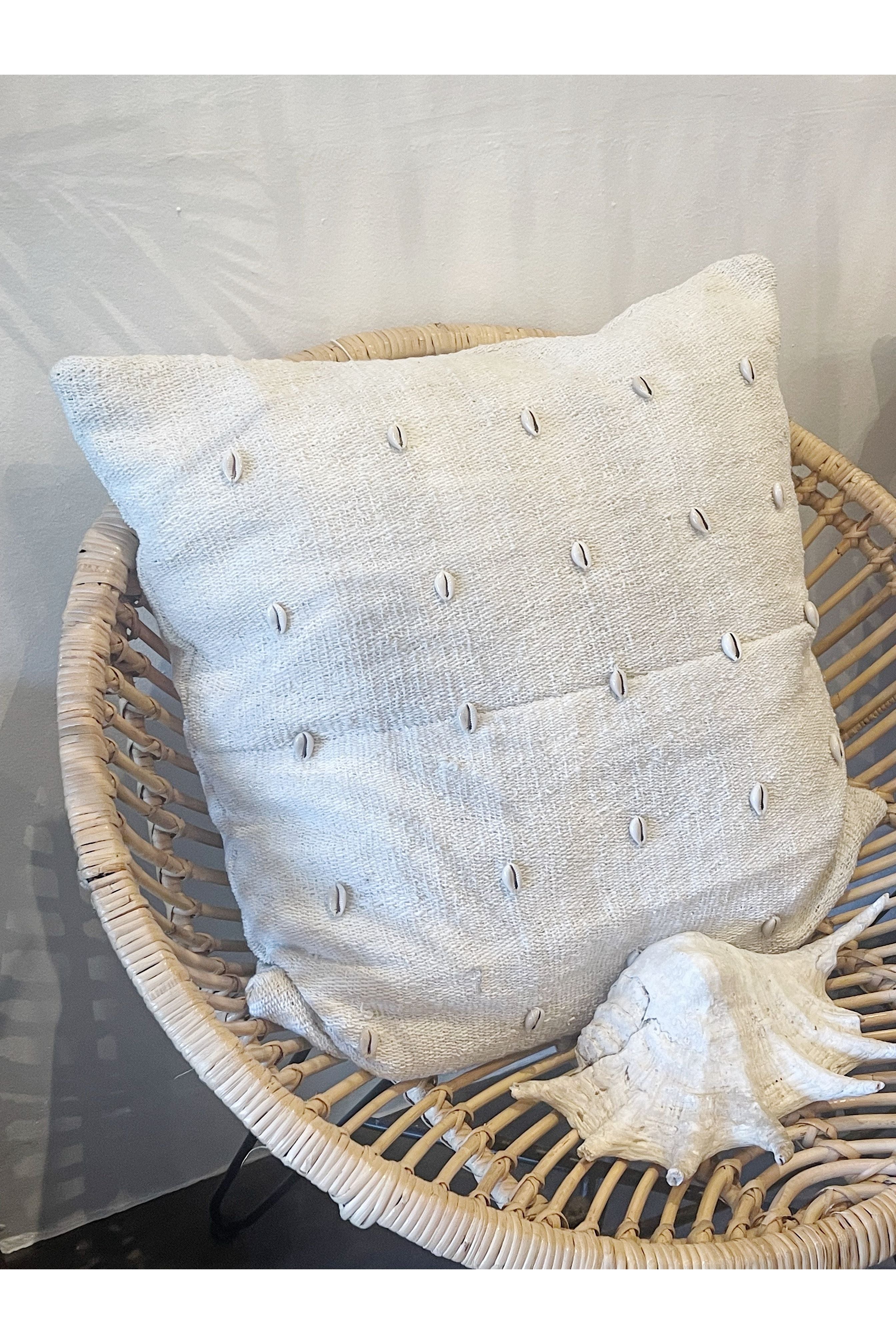 Sodi mudcloth cowries shell cushion