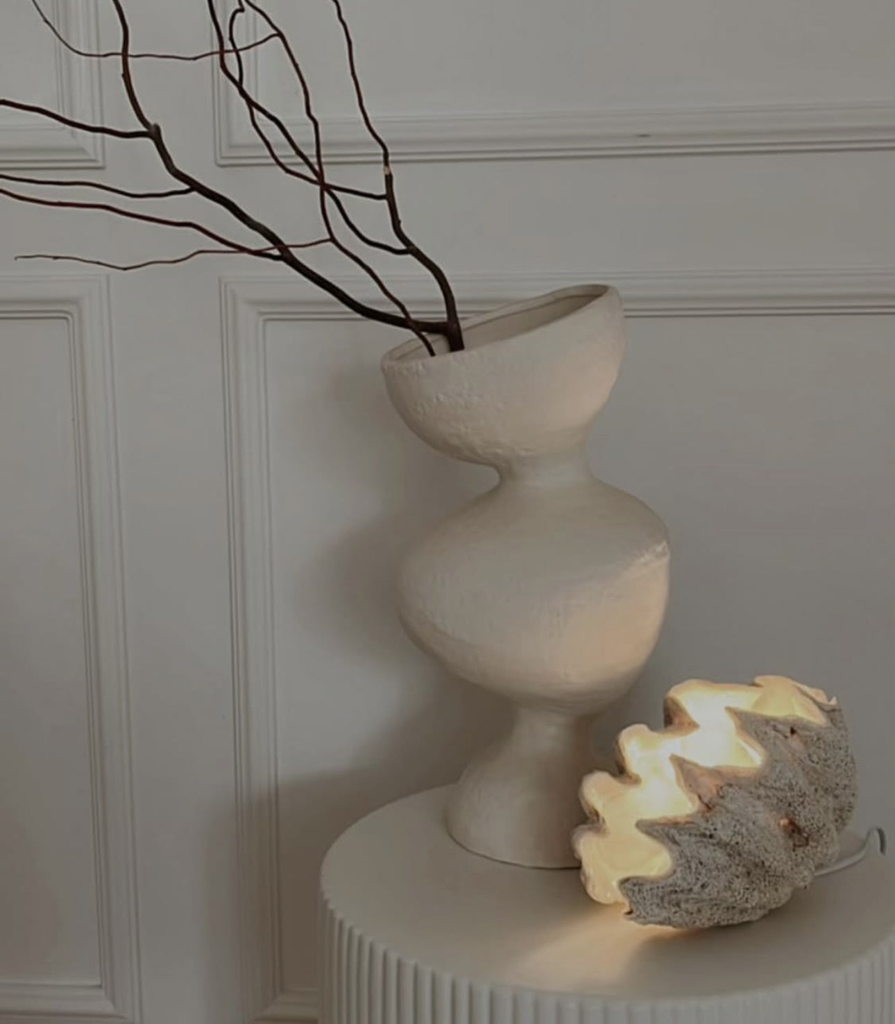 Clam Shell Lights
