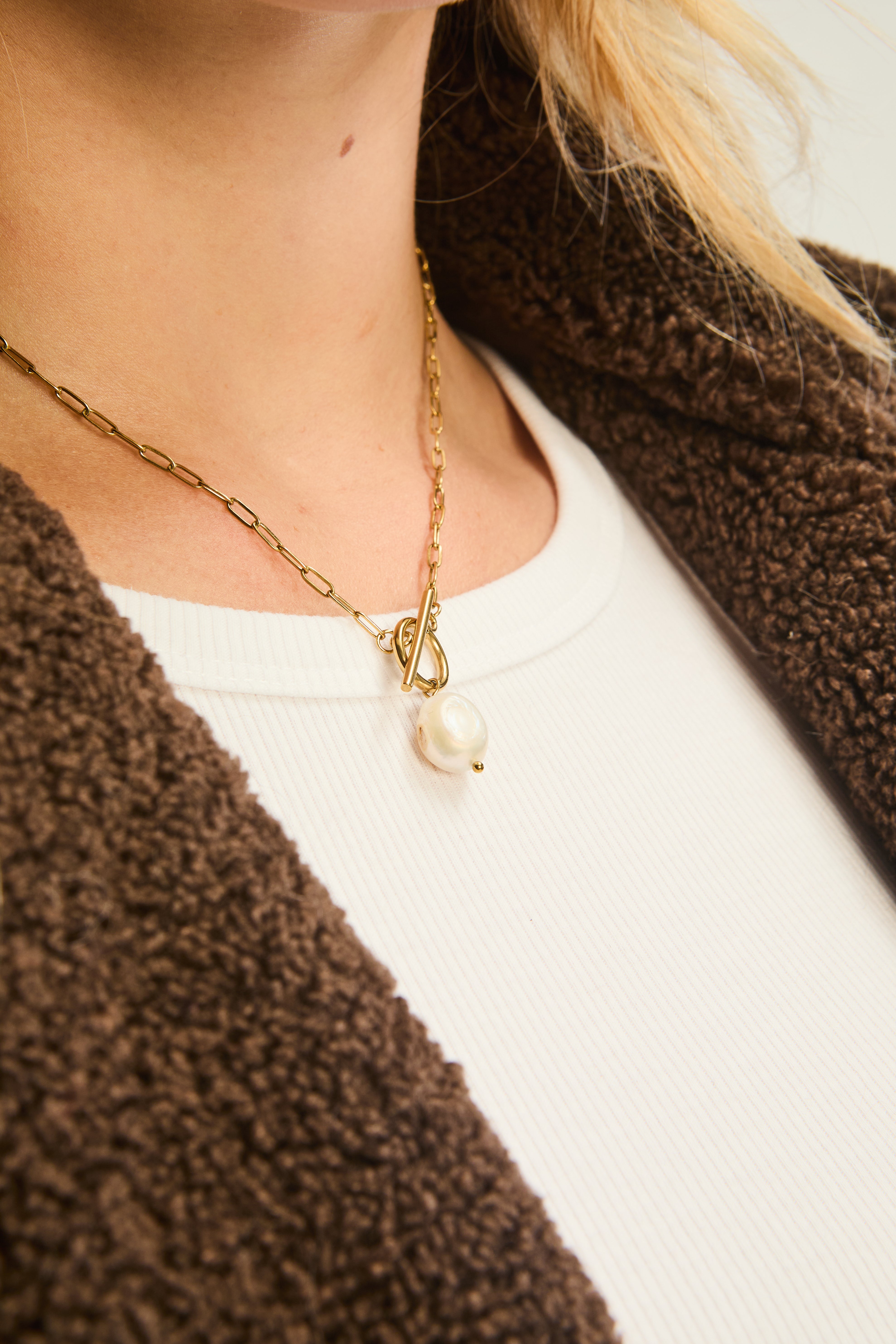 Paperclip Pearl Necklace