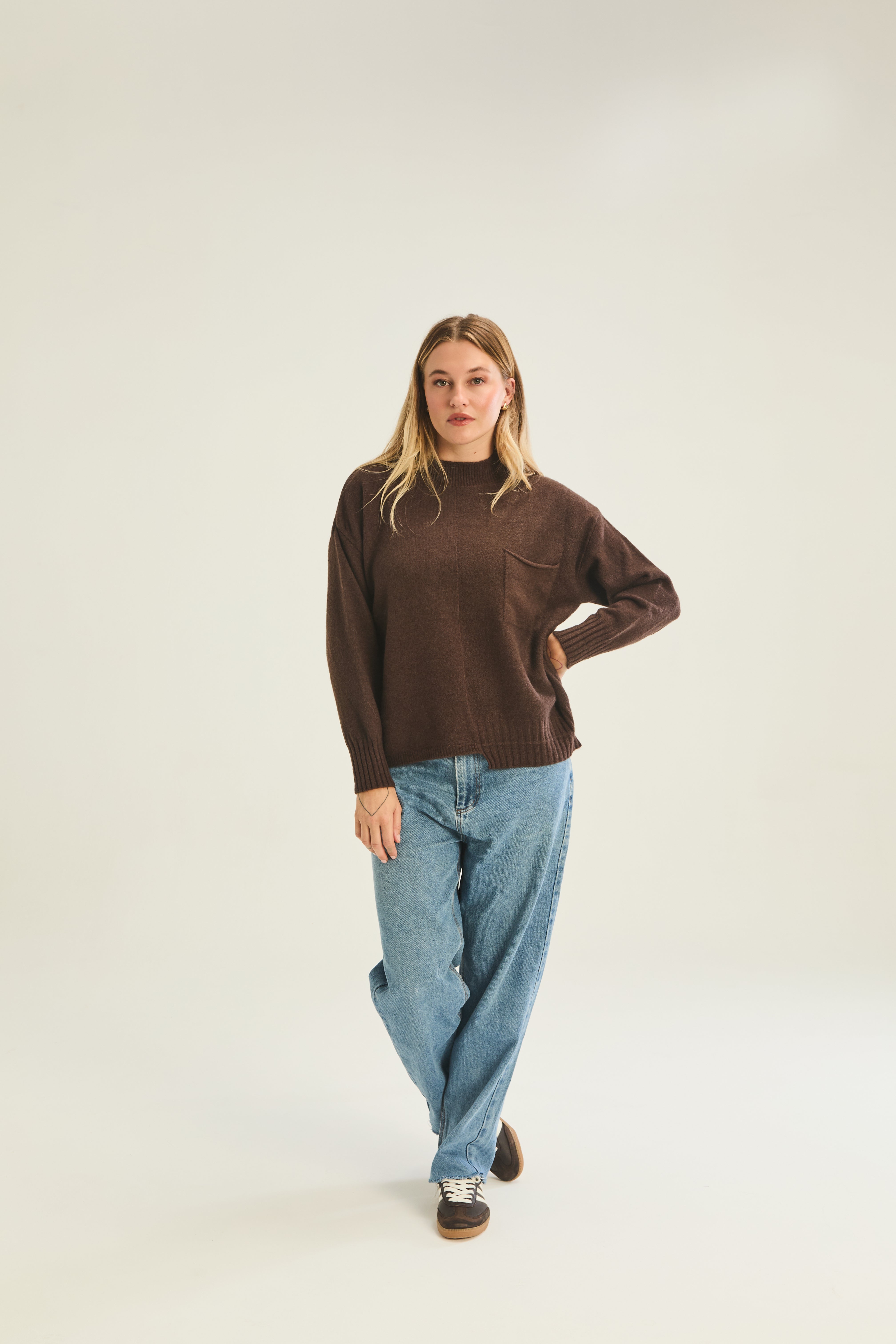 Hollister Box Knit - Choc