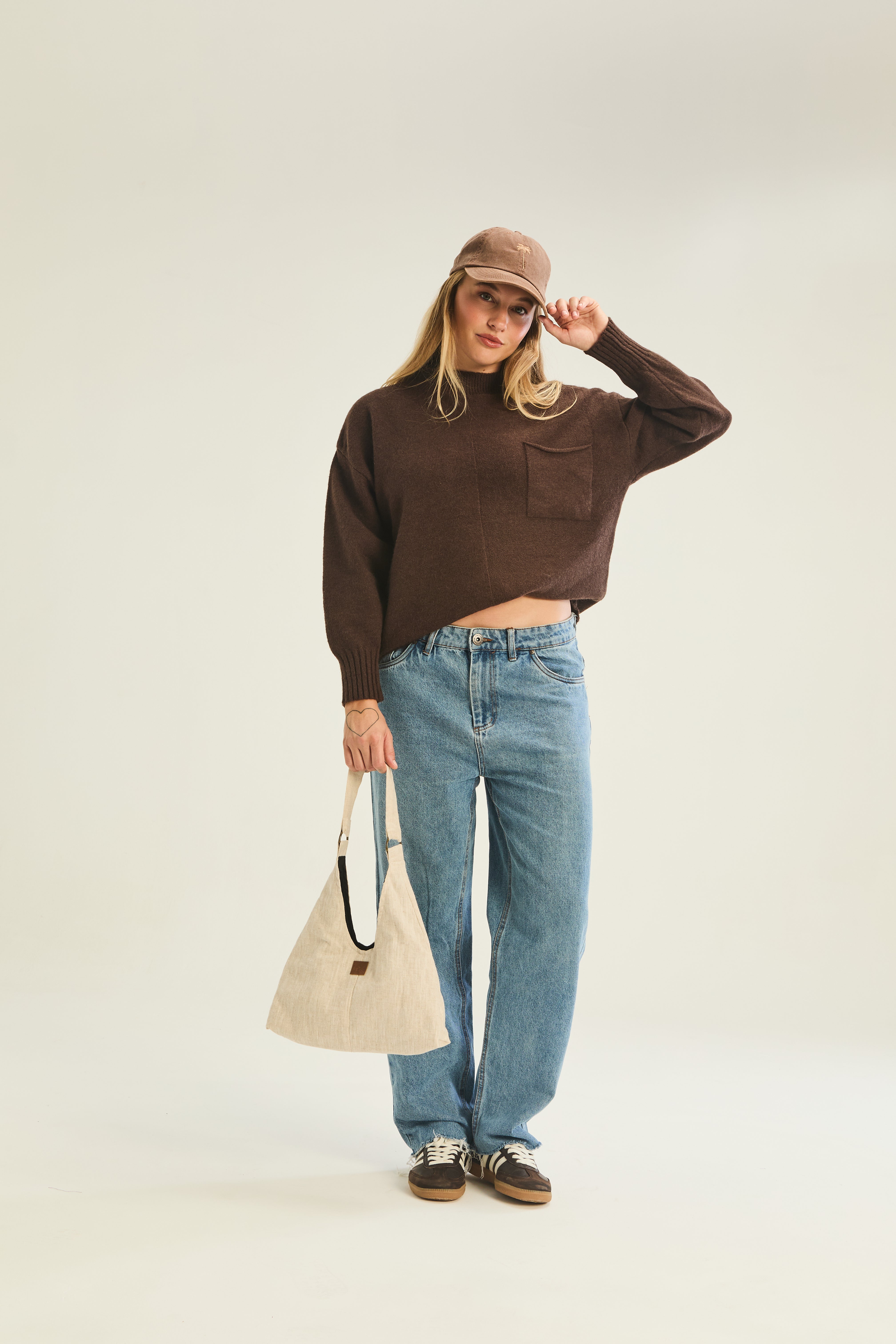 Hollister Box Knit - Choc