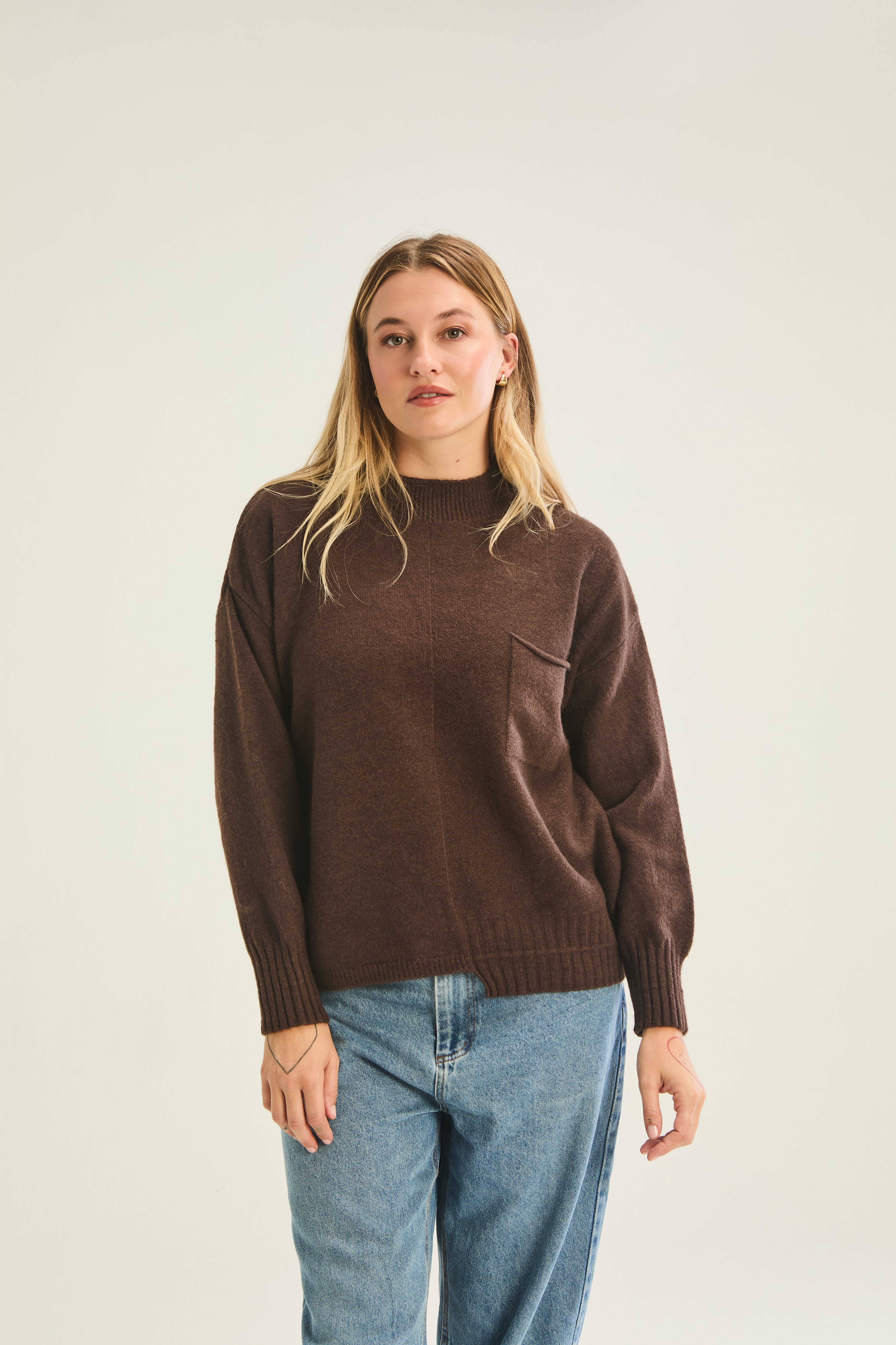 Hollister Box Knit - Choc
