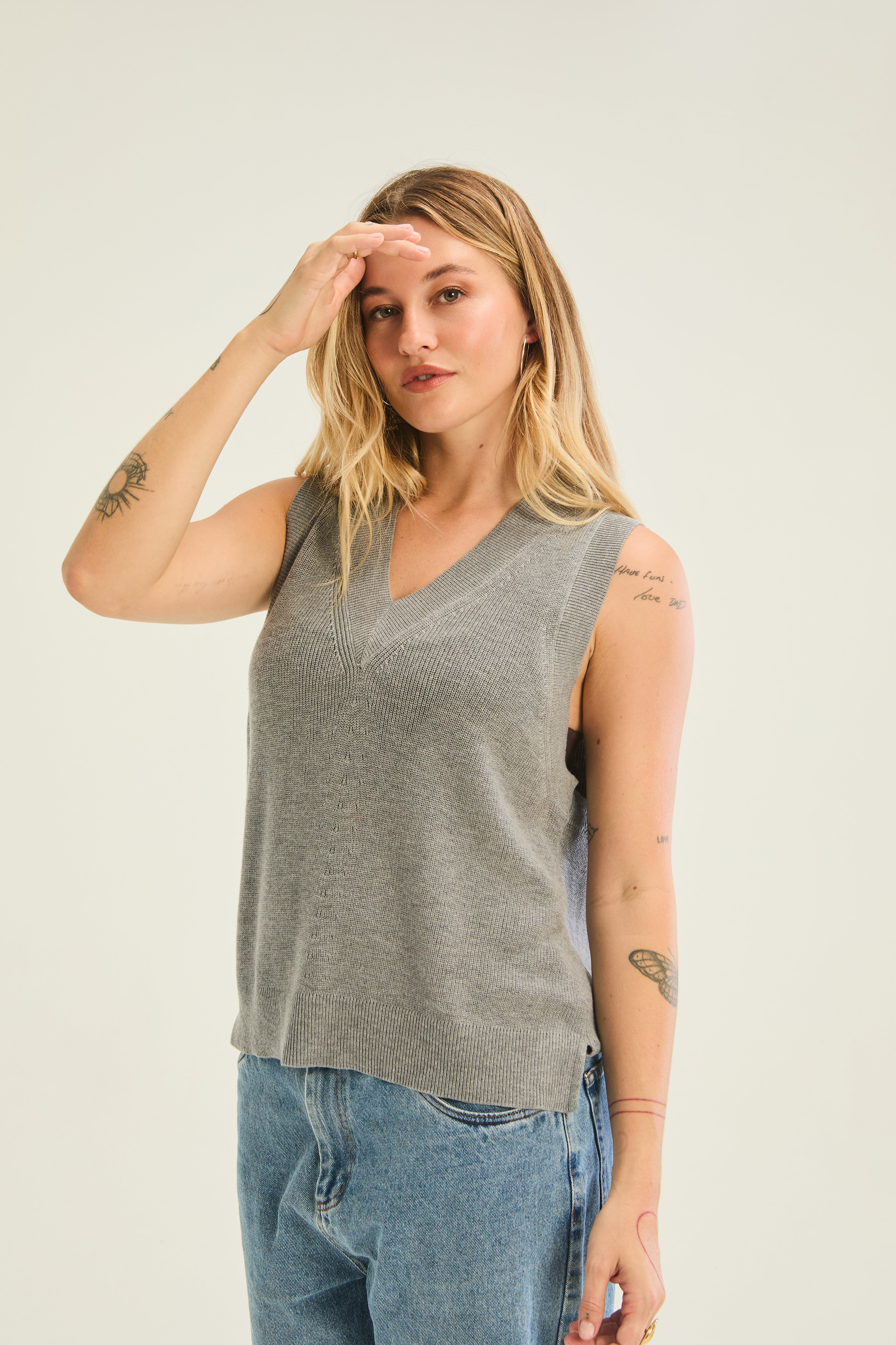 Sol Sleeveless Vest - Slate