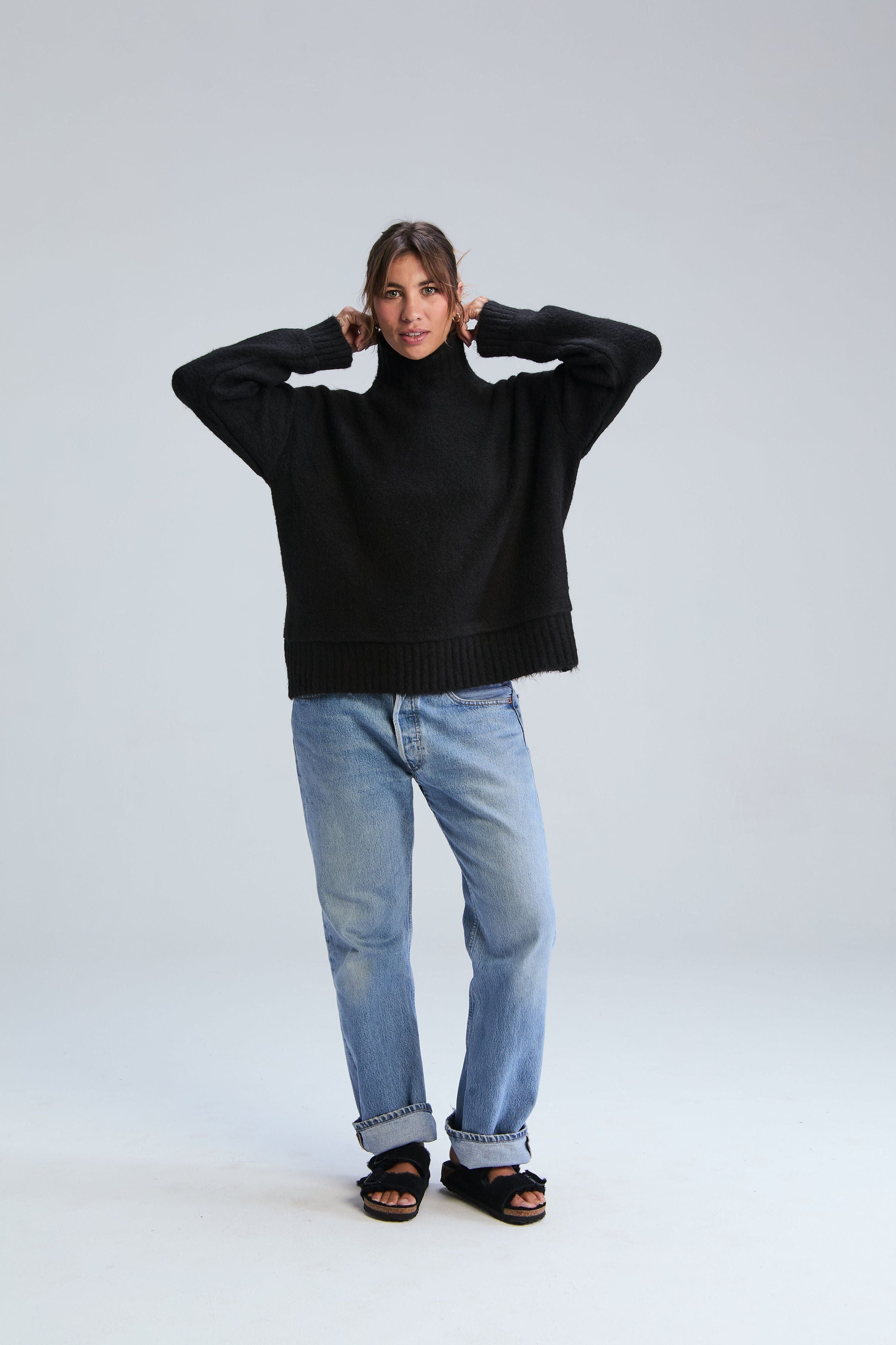 Madrid Turtle Neck