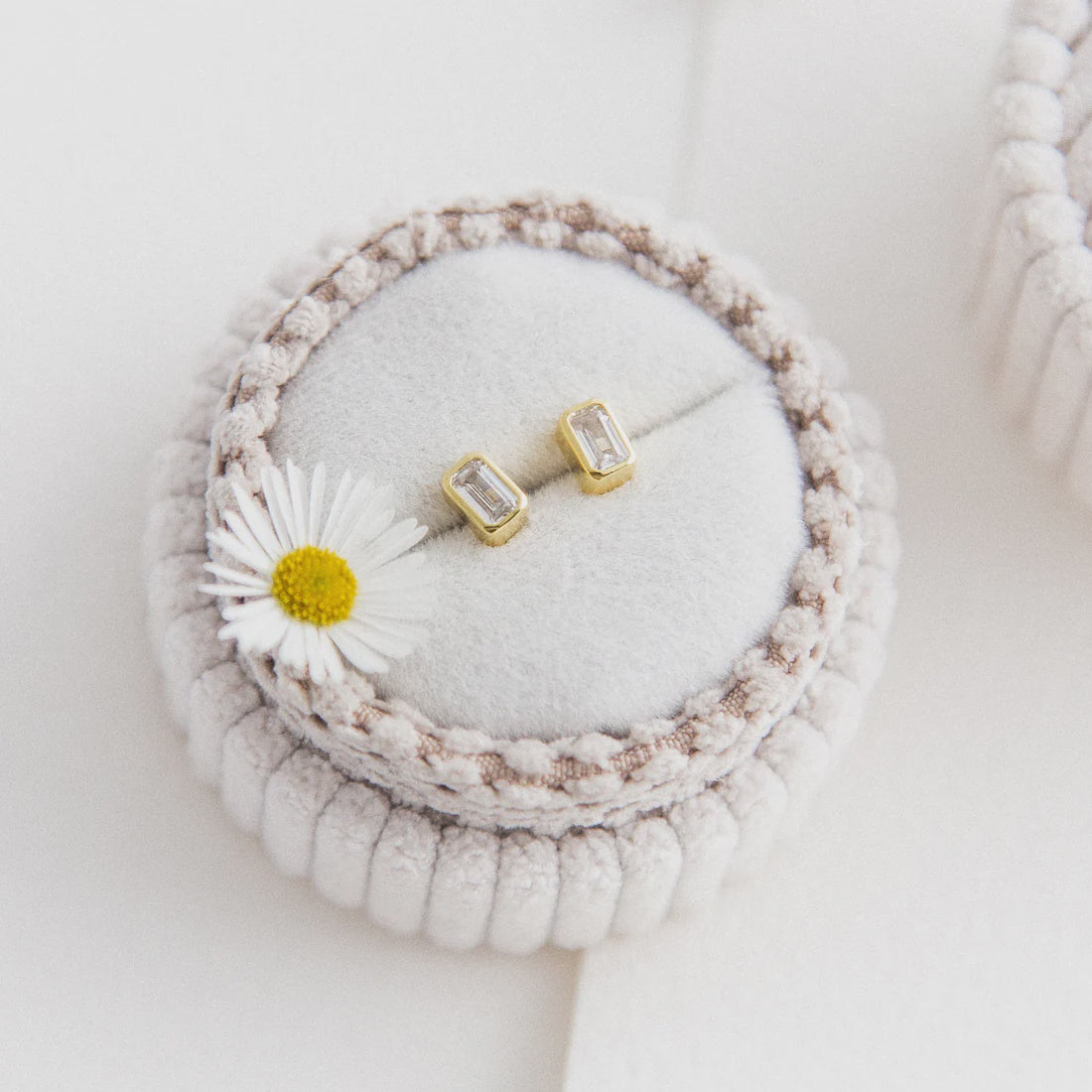 Regal Studs