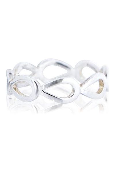 Teardrop ring