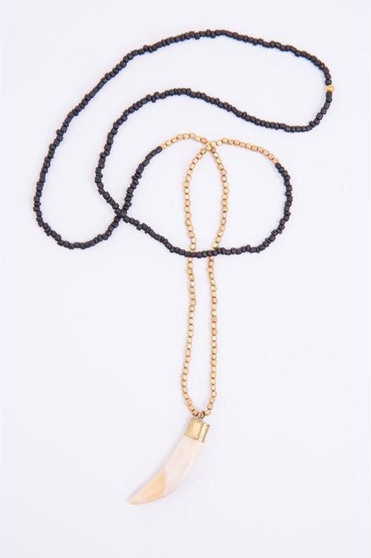 Tooth pendant beaded necklace