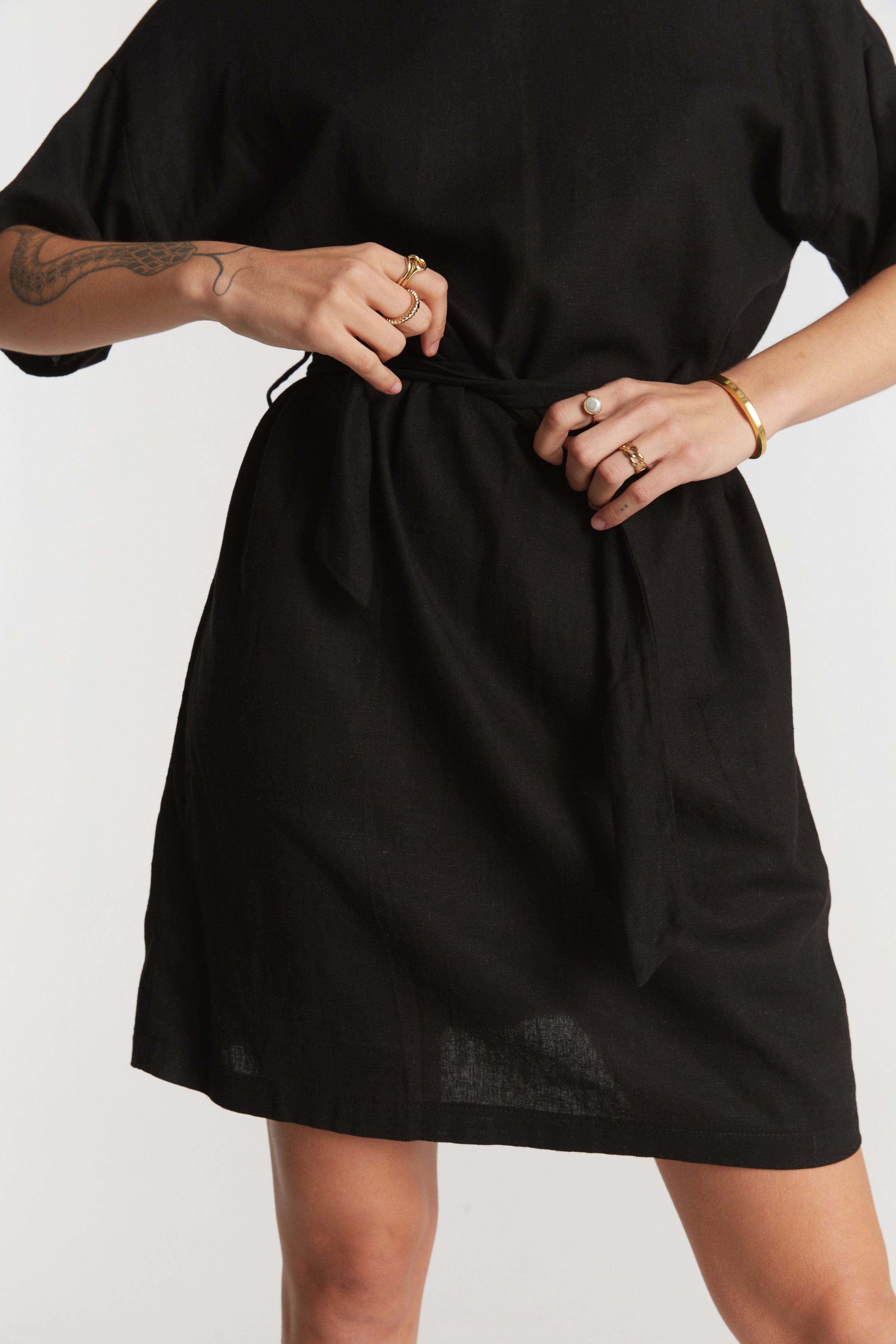 Tara linen tie back dress